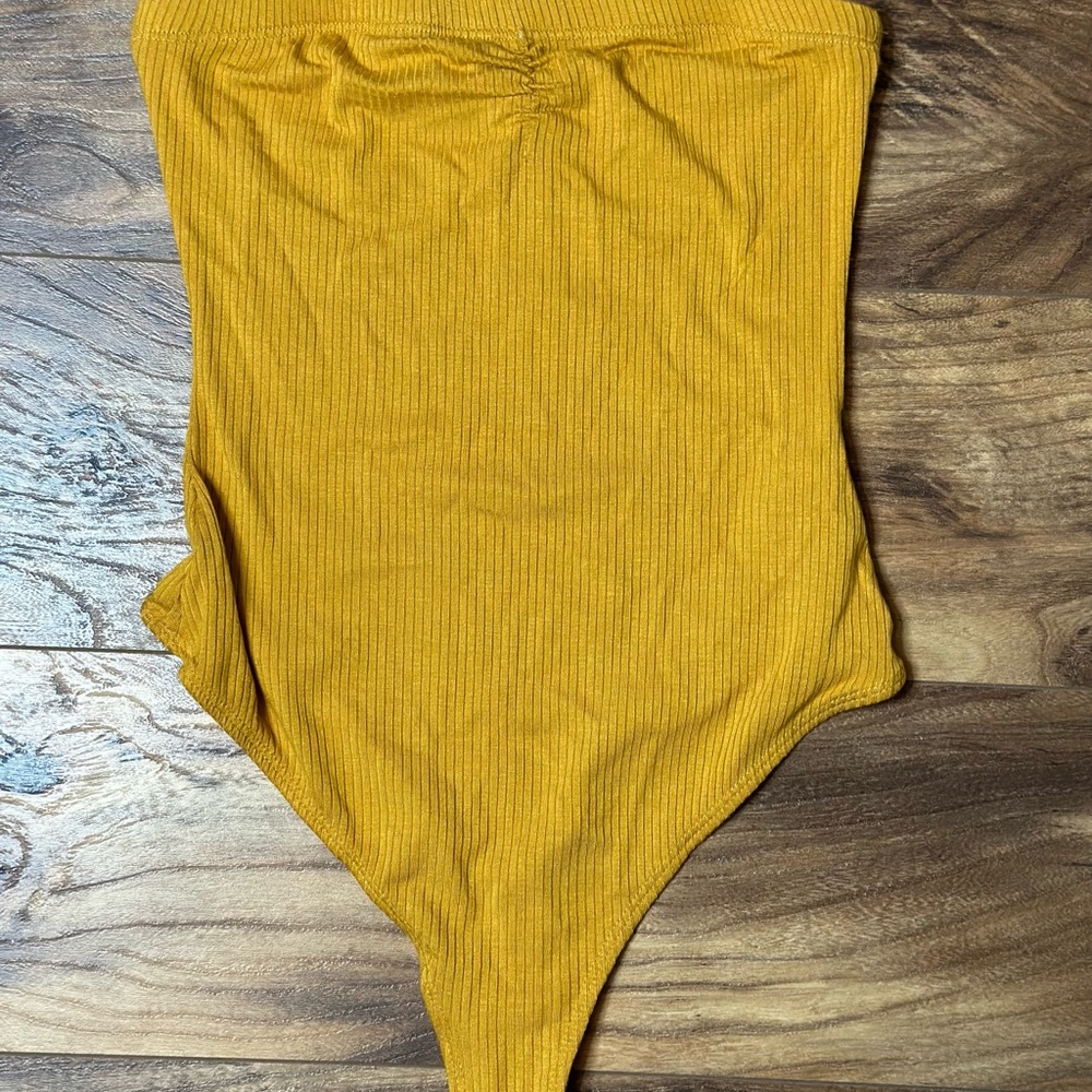 URBAN PLANET bodysuit